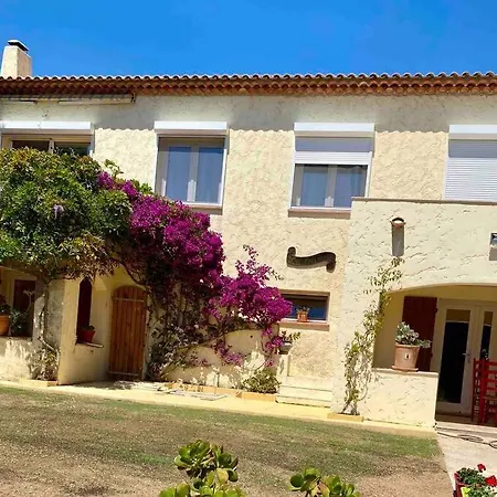 Maia En Rdc D' Une Villa,entierement Renove Le Rayol-Canadel-sur-Mer